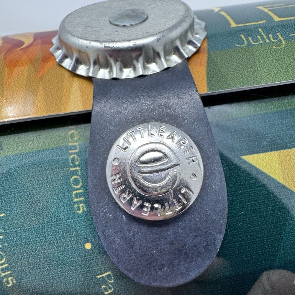 2008 Little Earth Littlearth Metal Zodiac Signs LEO Lion Purse Bag July August - Picture 6 of 10